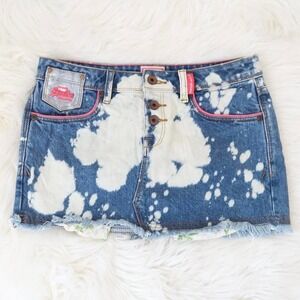 Superdry Vintage Acid Wash Denim Mini Skirt with Pink Trim – Size 25W